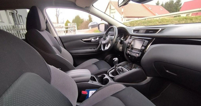 Nissan Qashqai cena 72900 przebieg: 112447, rok produkcji 2019 z Przysucha małe 56